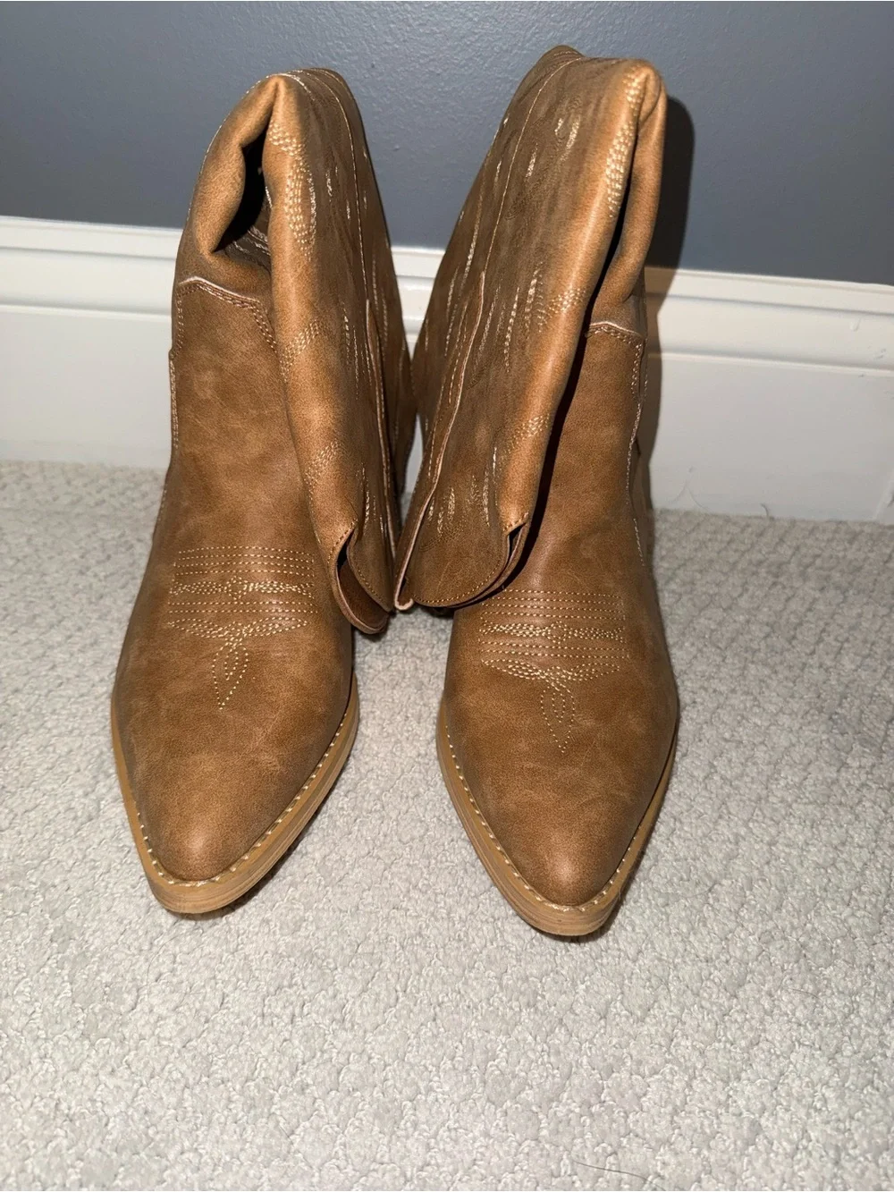 Embroidered Knee-High Western Boots Pointy Toe with Chunky Heel